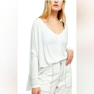 Dolan White Long Sleeve V-Neck Top
